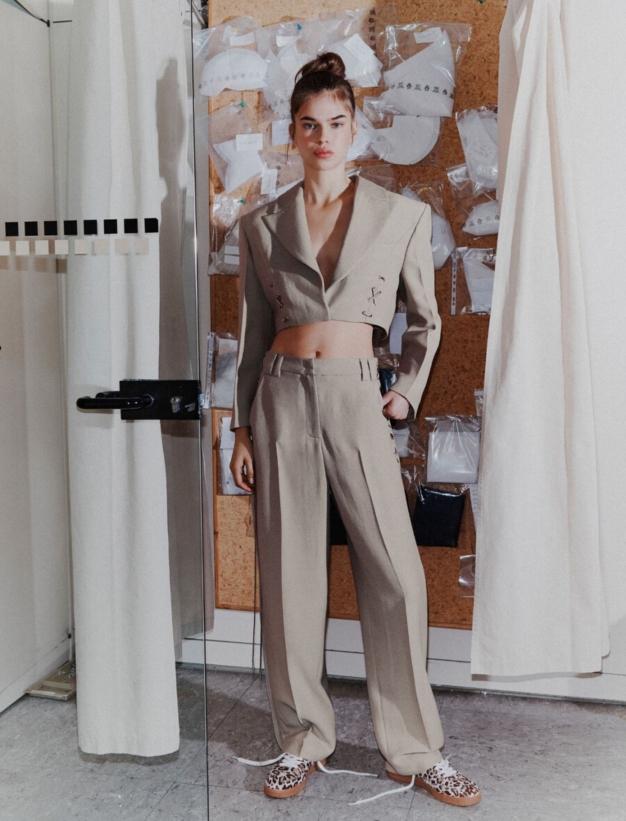 blazer court à lacets - gris clair